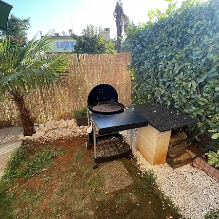 Classic And Modern With Terrace And Bbq - Two Bedroom With Terrace Apartamento Umag