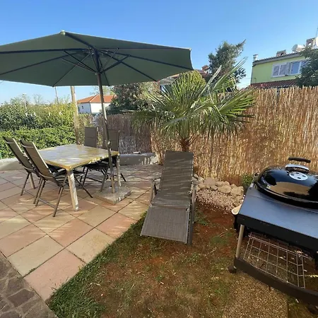 Classic And Modern With Terrace And Bbq - Two Bedroom With Terrace Apartamento Umag