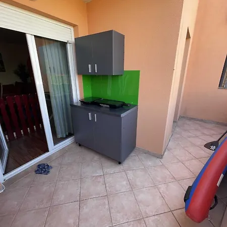 Classic And Modern With Terrace And Bbq - Two Bedroom With Terrace *